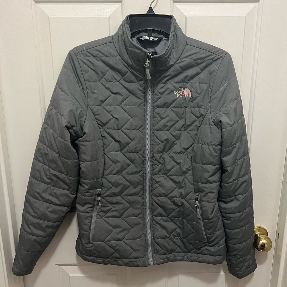 Women’s Northface Puffy Light Grey Jacket